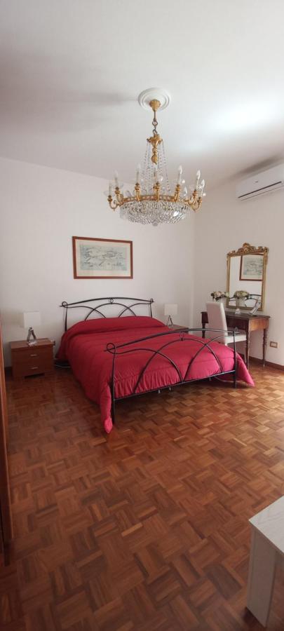 Maisonfree Centro Storico Civitavecchia Bagian luar foto