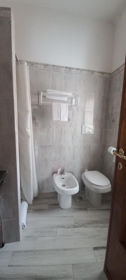 Maisonfree Centro Storico Civitavecchia Bagian luar foto