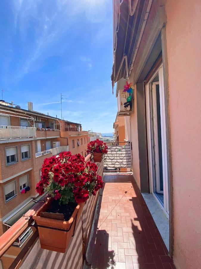 Maisonfree Centro Storico Civitavecchia Bagian luar foto
